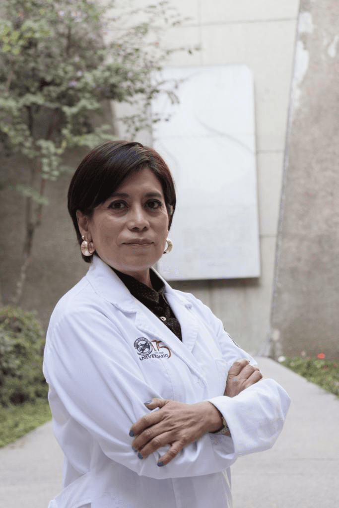 Foto de la Dra. Isela Montúfar Robles